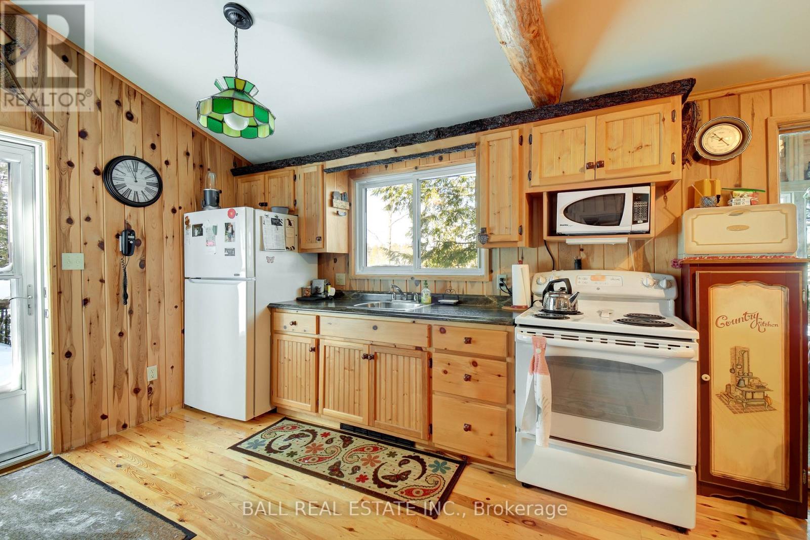 619 Weslemkoon Lake, West Bay, Addington Highlands, Ontario  K0L 1W0 - Photo 14 - X12803232