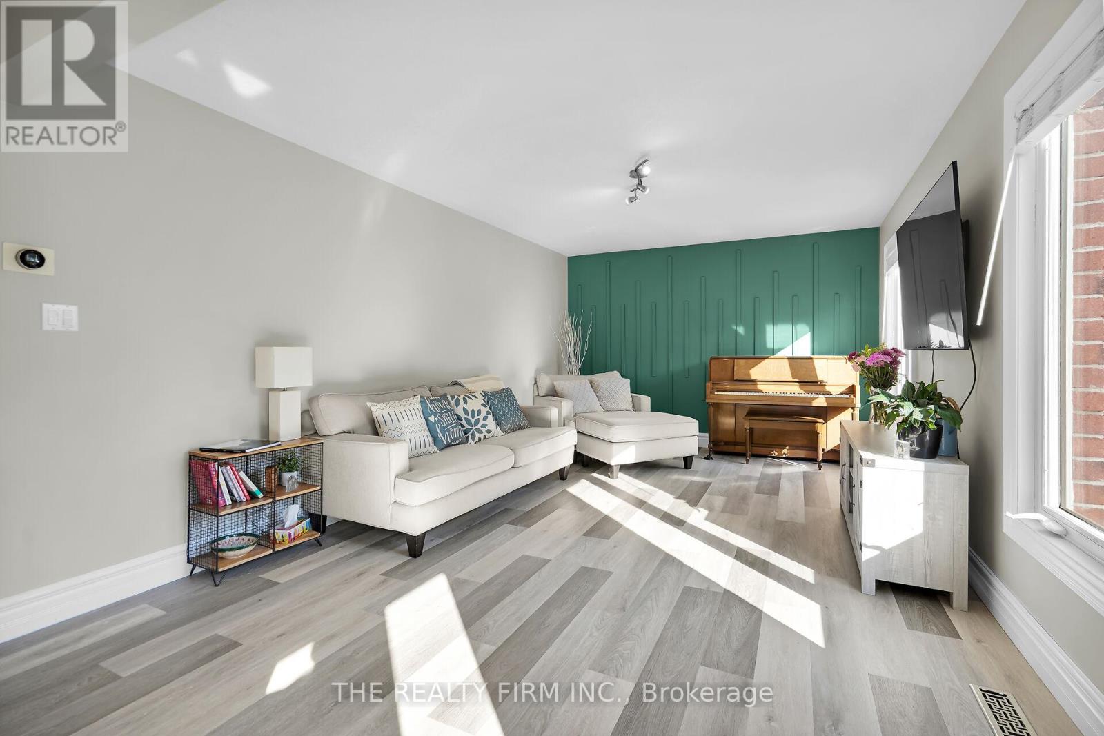 581 Clearwater Crescent, London North, Ontario  N5X 4J9 - Photo 15 - X12803158