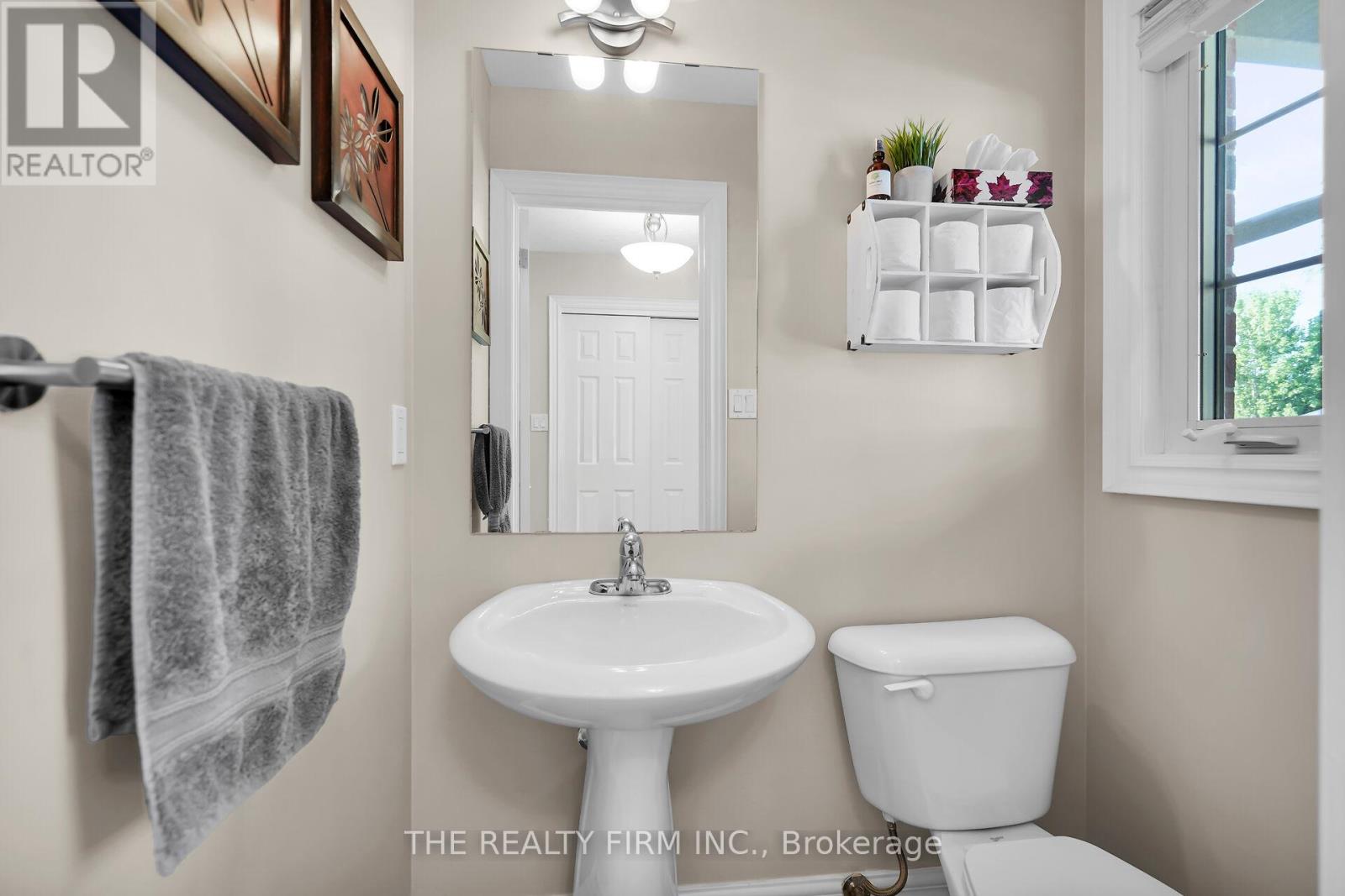 581 Clearwater Crescent, London North, Ontario  N5X 4J9 - Photo 16 - X12803158