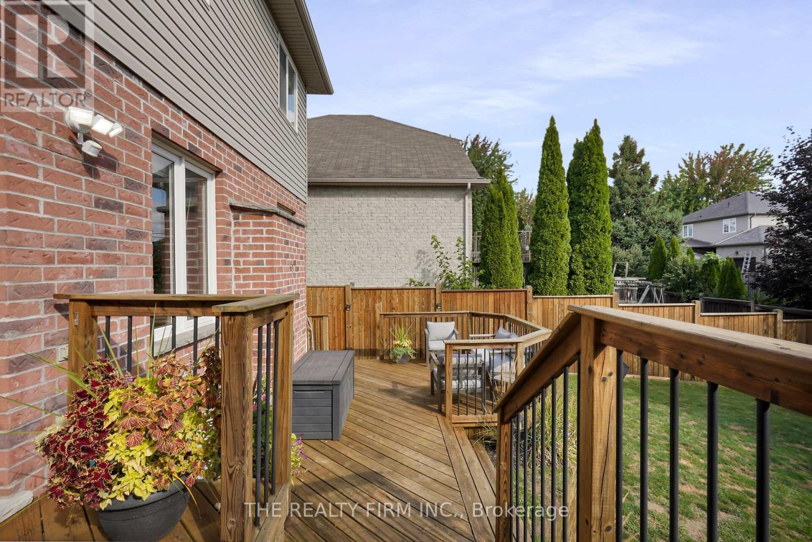 581 Clearwater Crescent, London North, Ontario  N5X 4J9 - Photo 34 - X12803158