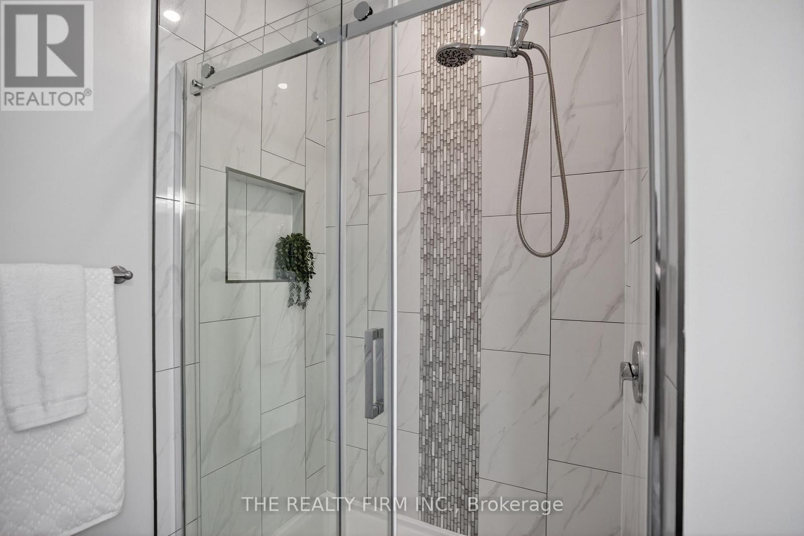 8 - 383 Daventry Way, Middlesex Centre, Ontario N0L 1R0 - Photo 24 - X12803180