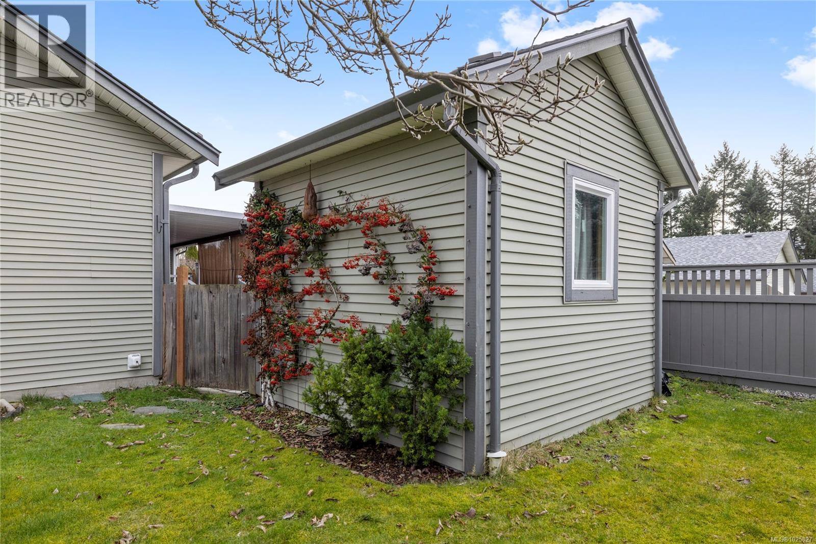 3967 Excalibur St, Nanaimo, British Columbia  V9T 6B9 - Photo 35 - 1025827