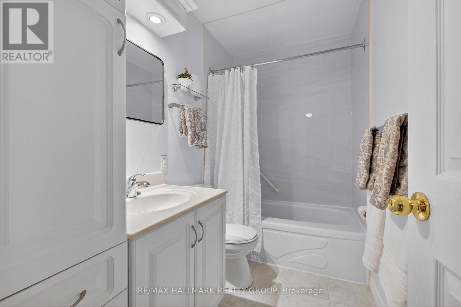 12 Black Forest Lane, Ottawa, Ontario  K2H 5C8 - Photo 40 - X12803154