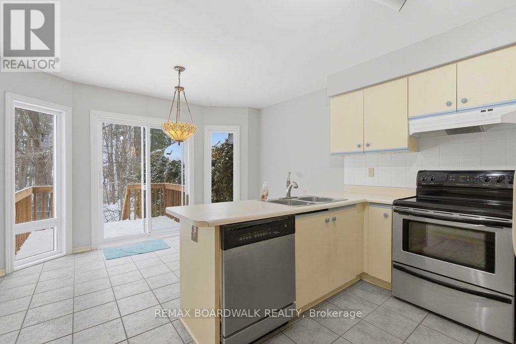 1707 Des Perdrix Crescent, Ottawa, Ontario  K1C 5E3 - Photo 11 - X12803162