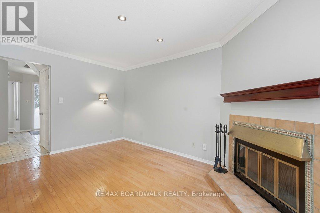 1707 Des Perdrix Crescent, Ottawa, Ontario  K1C 5E3 - Photo 15 - X12803162