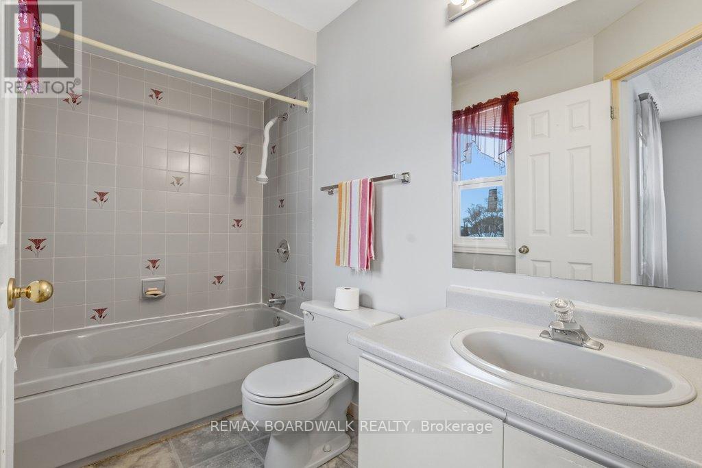 1707 Des Perdrix Crescent, Ottawa, Ontario  K1C 5E3 - Photo 25 - X12803162