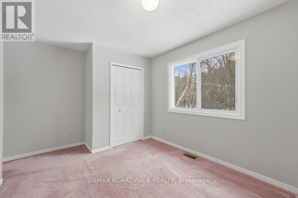 1707 Des Perdrix Crescent, Ottawa, Ontario  K1C 5E3 - Photo 28 - X12803162