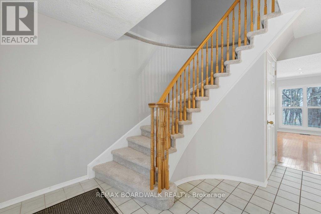 1707 Des Perdrix Crescent, Ottawa, Ontario  K1C 5E3 - Photo 5 - X12803162