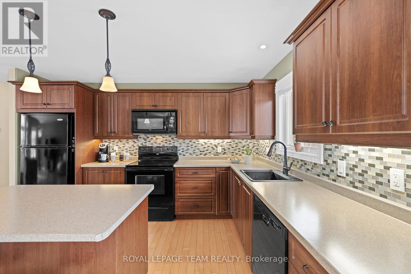 1289 Rideau River Road, Montague, Ontario  K0G 1N0 - Photo 11 - X12803178