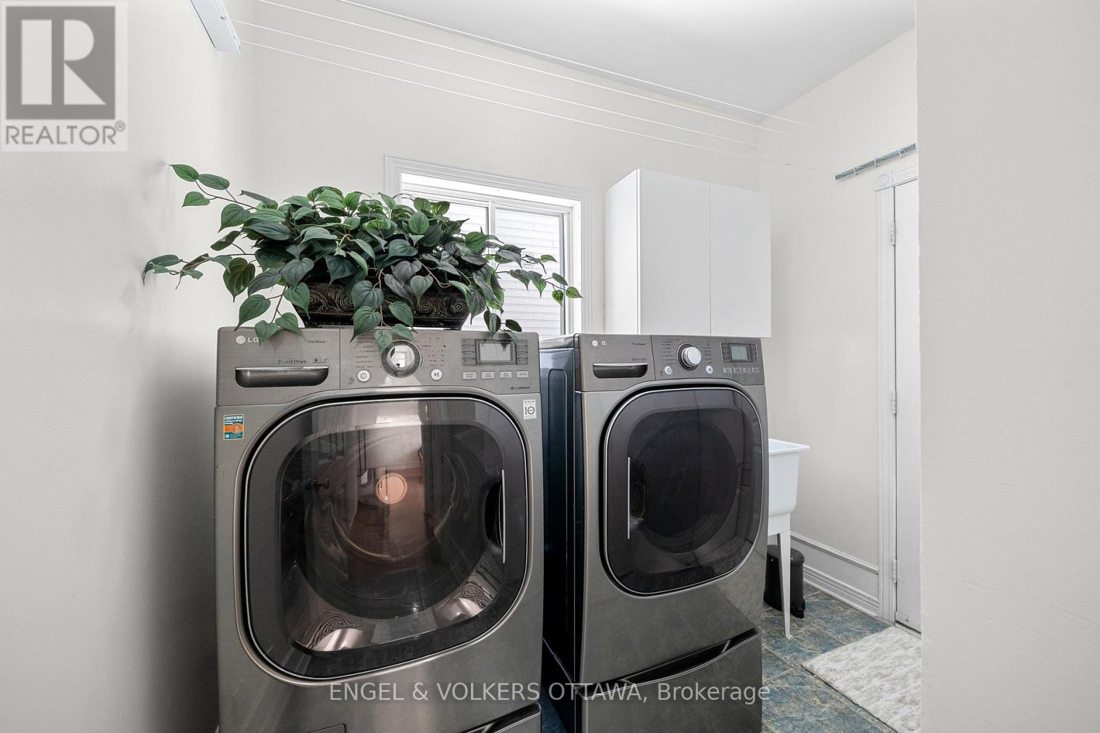 19 Black Tern Crescent, Ottawa, Ontario  K2M 2Z4 - Photo 17 - X12803202