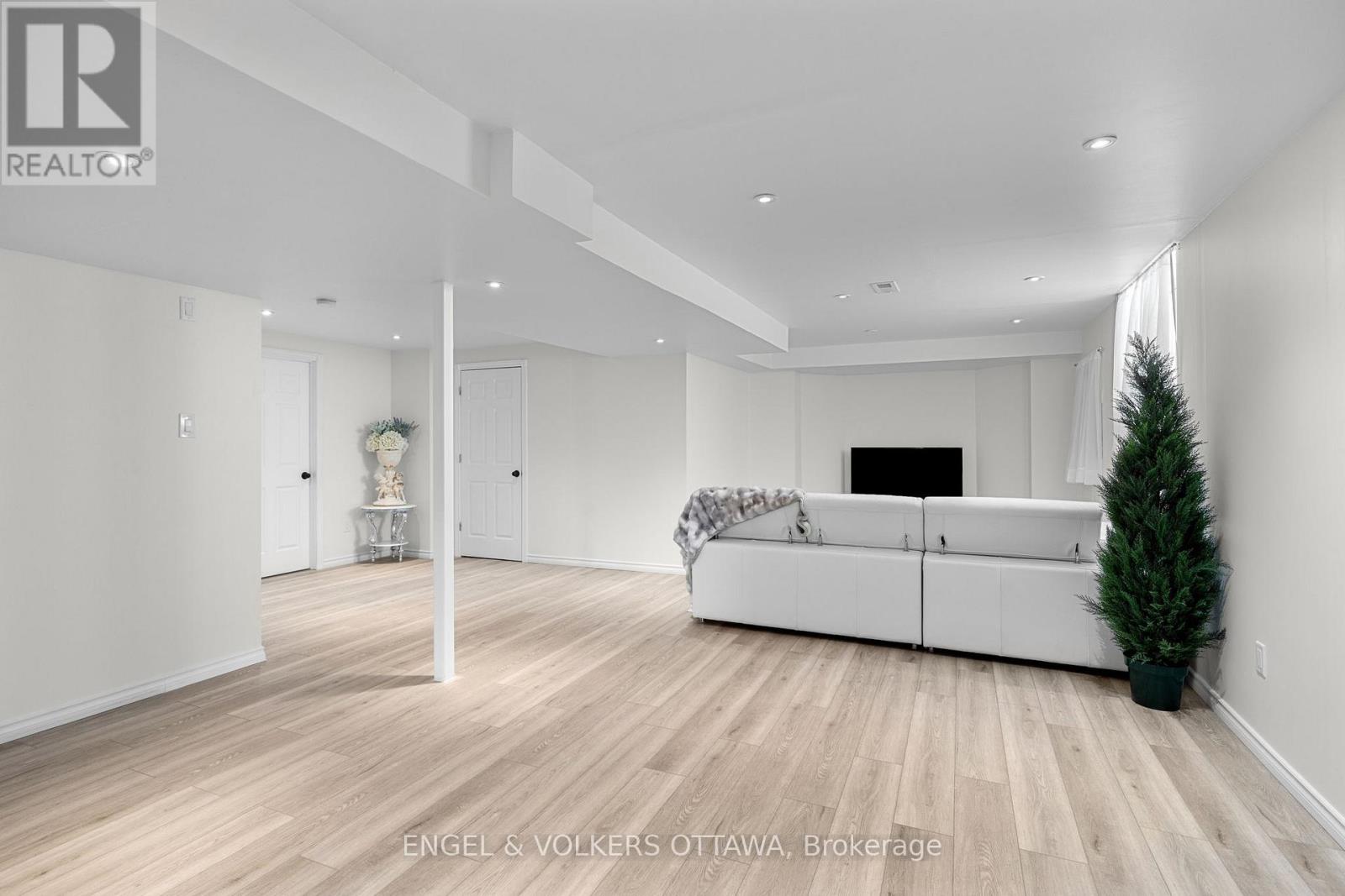 19 Black Tern Crescent, Ottawa, Ontario  K2M 2Z4 - Photo 37 - X12803202