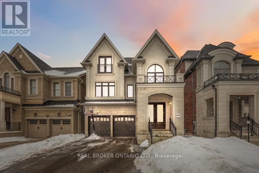 34 METEORITE STREET, Richmond Hill, Ontario
