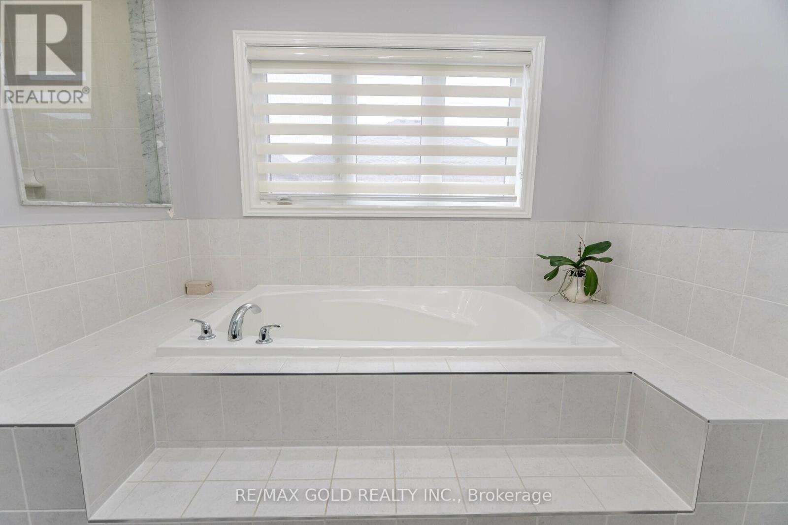 30 Fulmer Road, Brampton, Ontario  L7A 4L9 - Photo 34 - W12802552