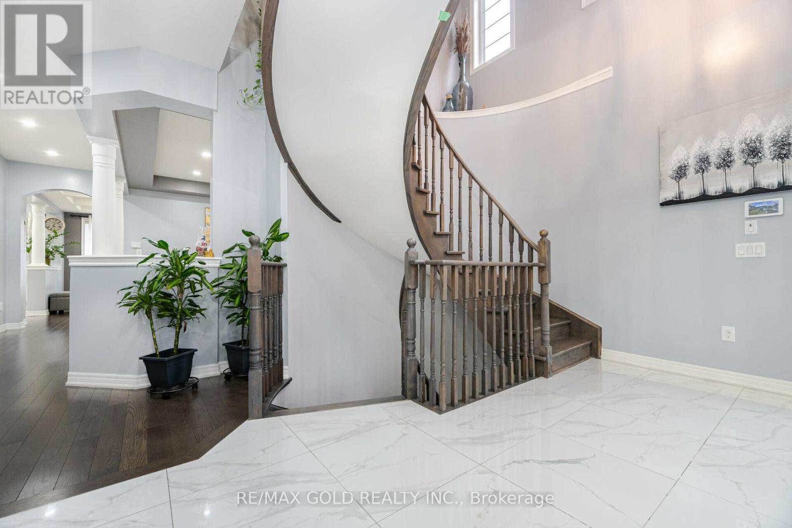 30 Fulmer Road, Brampton, Ontario  L7A 4L9 - Photo 5 - W12802552