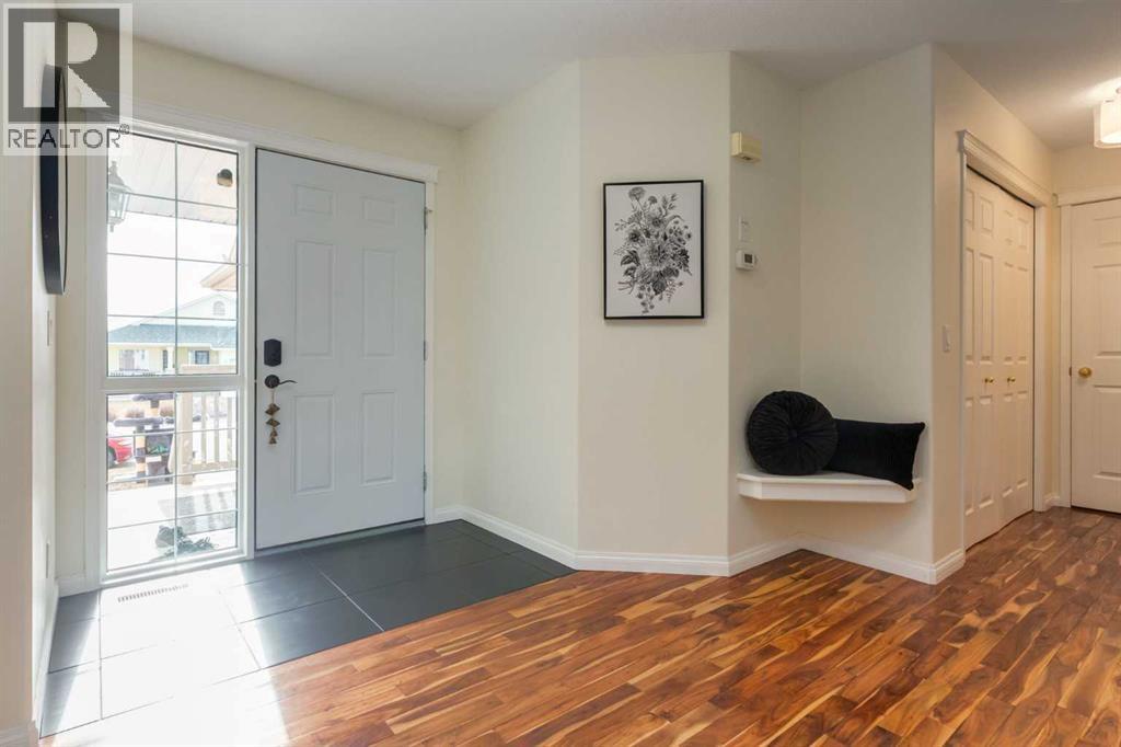 168 West Creek Pond, Chestermere, Alberta  T1X 1H4 - Photo 7 - A2287391