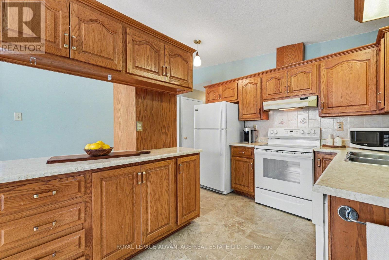 4 Otterdale Crescent E, Rideau Lakes, Ontario  K7A 0J4 - Photo 10 - X12803260