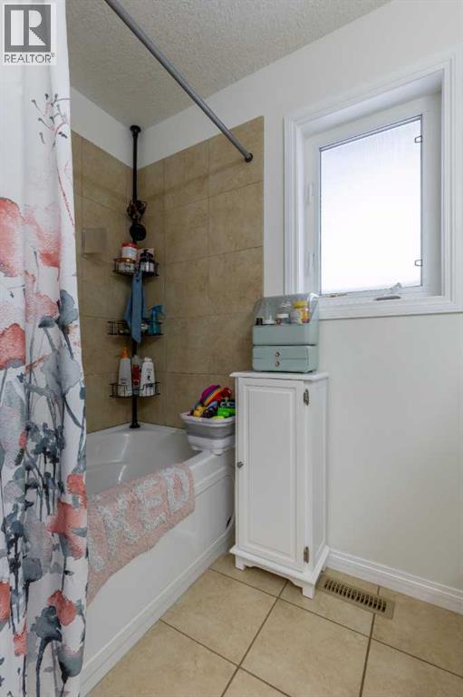 206 Keystone Lane W, Lethbridge, Alberta  T1J 2R2 - Photo 20 - A2287023