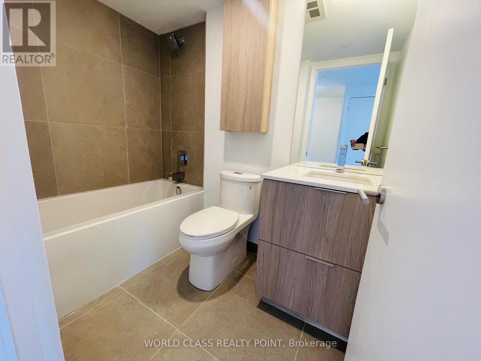 1806 - 47 Mutual Street, Toronto, Ontario  M5B 0C6 - Photo 6 - C12803188