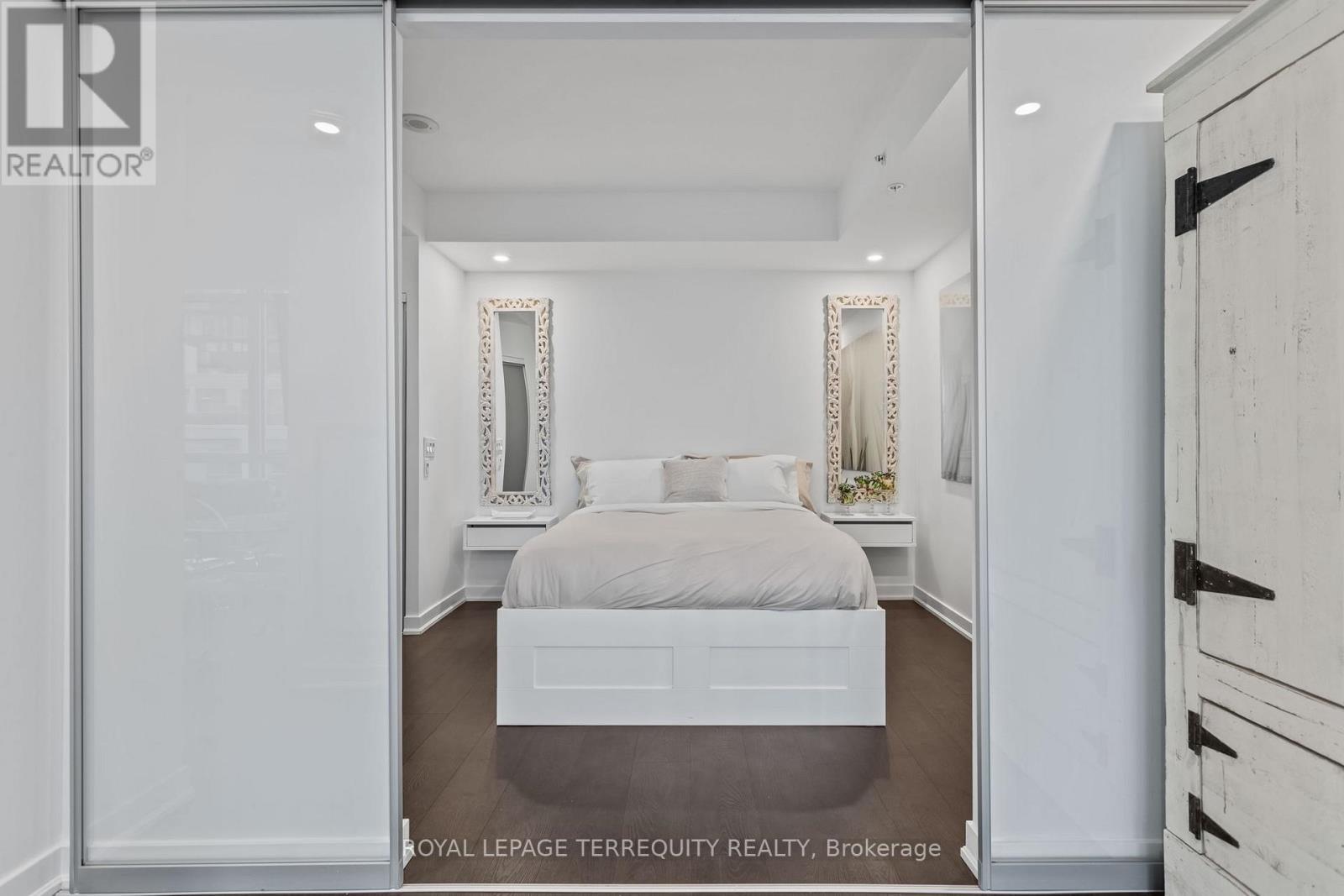 1201 - 199 Richmond Street W, Toronto, Ontario  M5V 0H4 - Photo 10 - C12803192