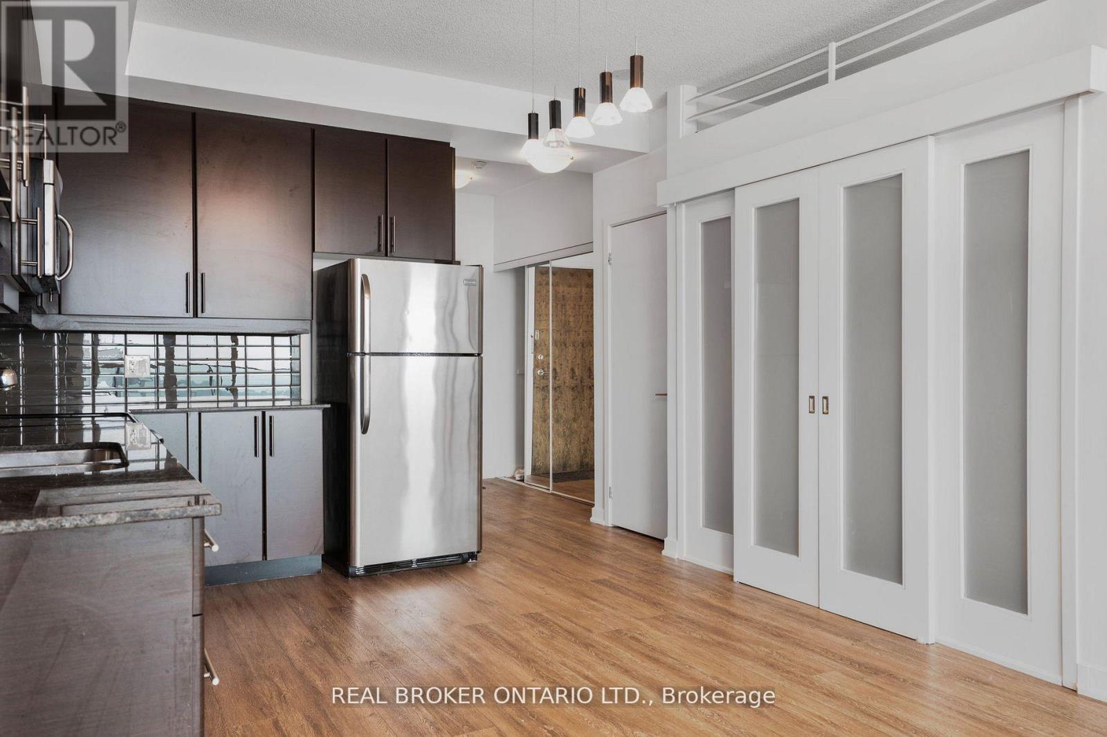 3610 - 33 Bay Street, Toronto, Ontario  M5J 2Z3 - Photo 2 - C12803246