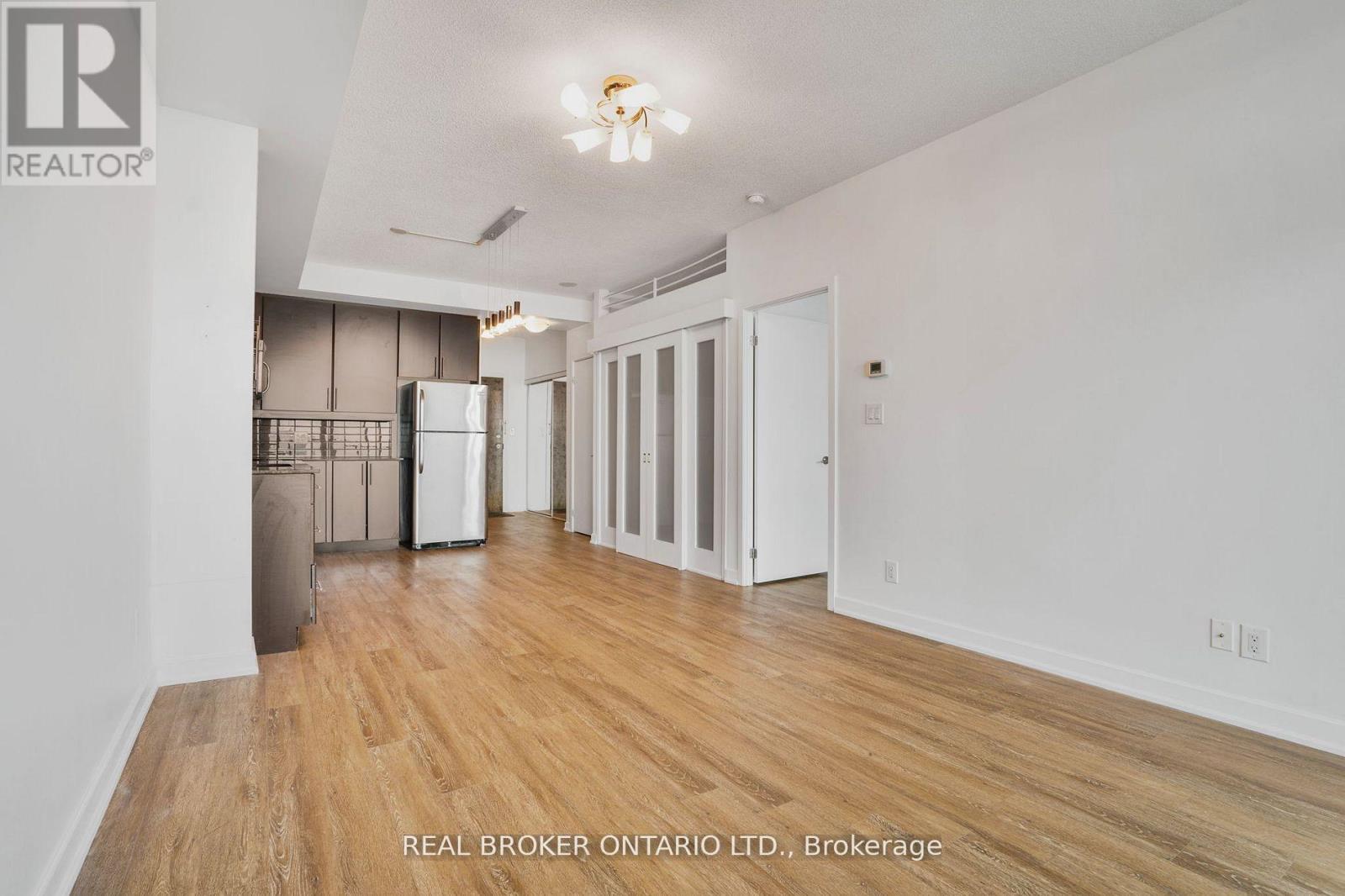 3610 - 33 Bay Street, Toronto, Ontario  M5J 2Z3 - Photo 3 - C12803246