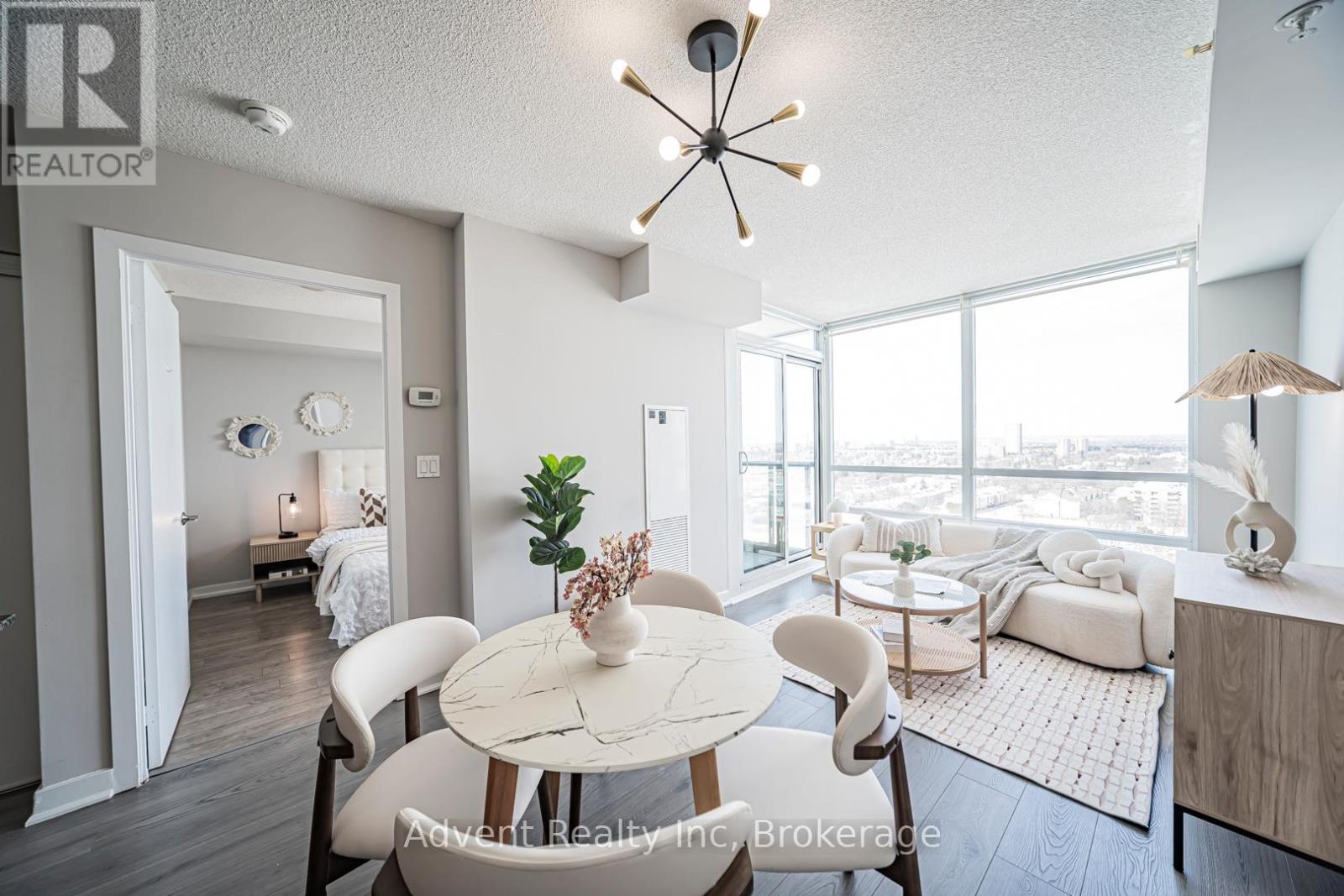 1706 - 5740 Yonge Street, Toronto, Ontario  M2M 0B1 - Photo 4 - C12803252