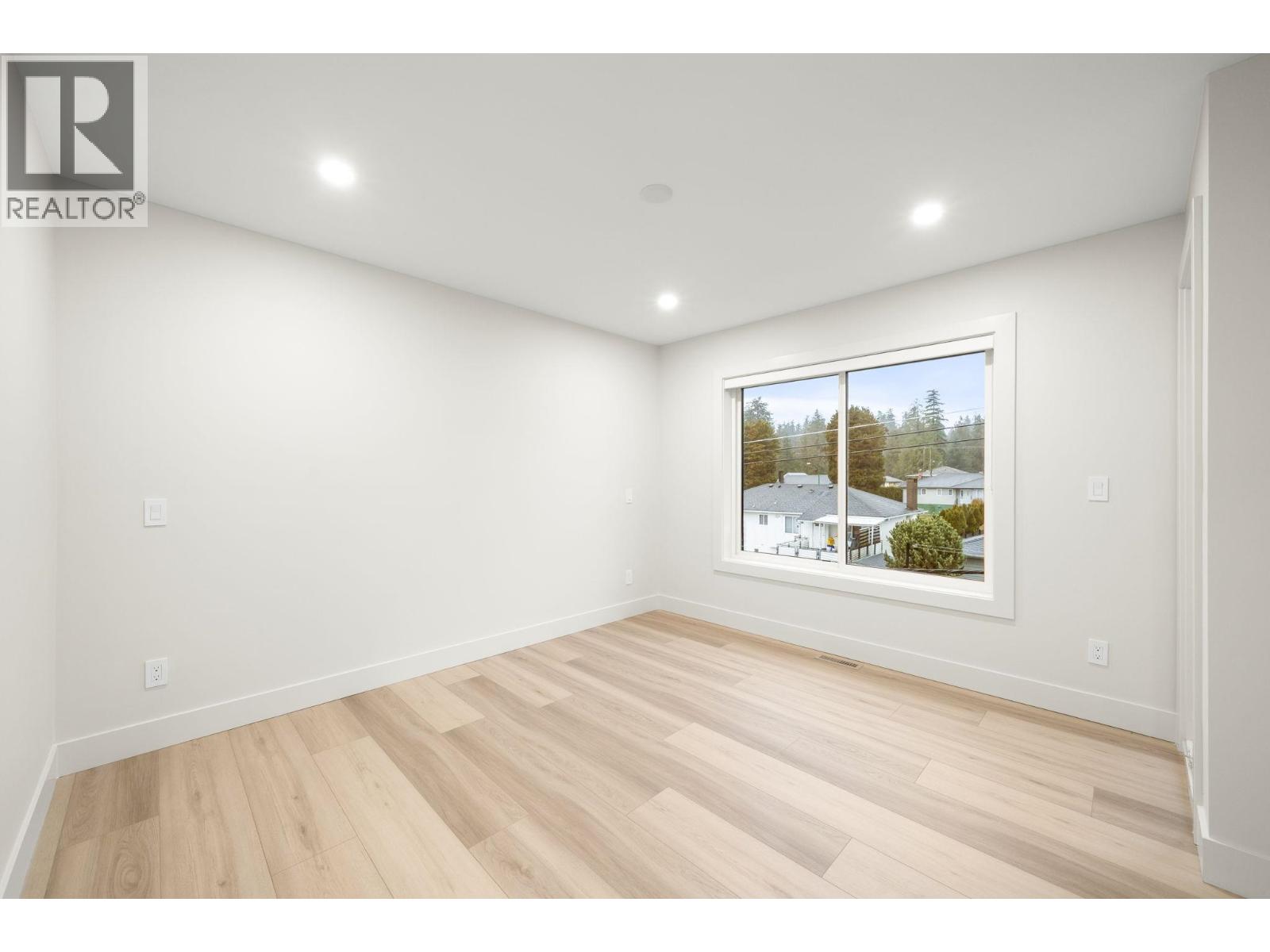 4 3881 Hurst Street, Burnaby, British Columbia  V5J 1M4 - Photo 13 - R3089318