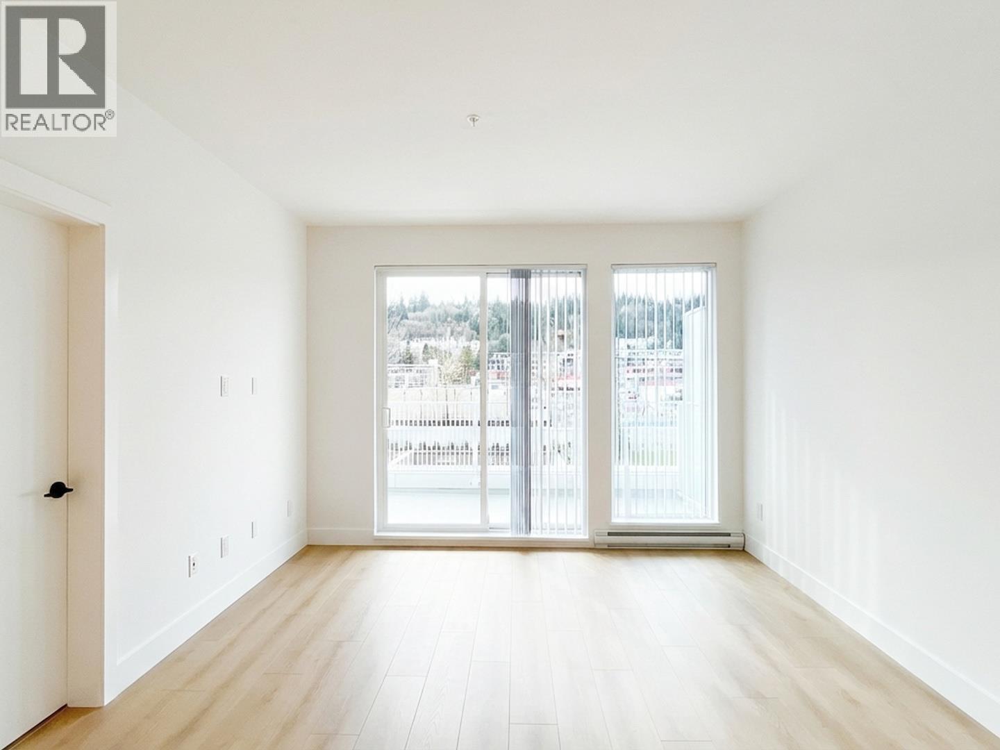 302 3055 Murray Street, Port Moody, British Columbia  V3H 0P4 - Photo 5 - R3091637