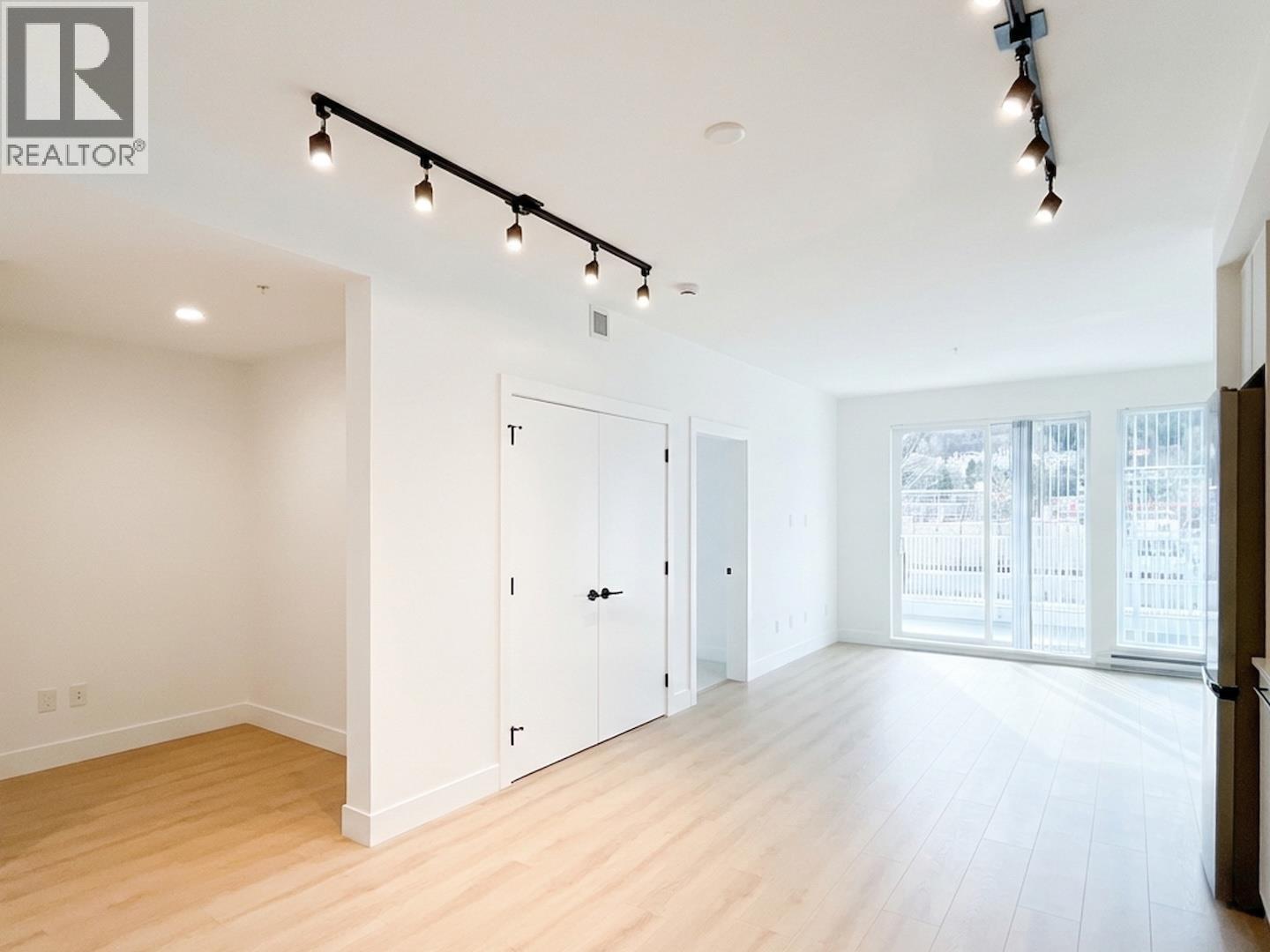 302 3055 Murray Street, Port Moody, British Columbia  V3H 0P4 - Photo 9 - R3091637