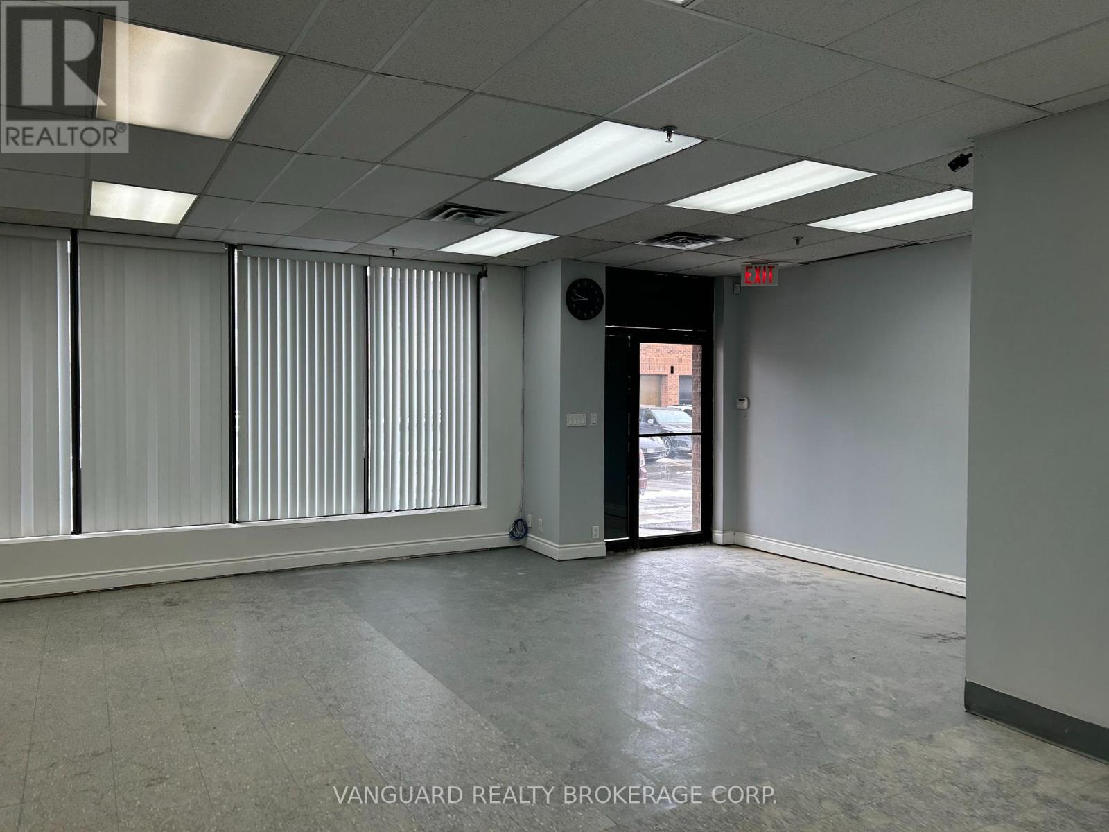 8 - 307 Edgeley Boulevard E, Vaughan, Ontario  L4K 3Z5 - Photo 2 - N12803292