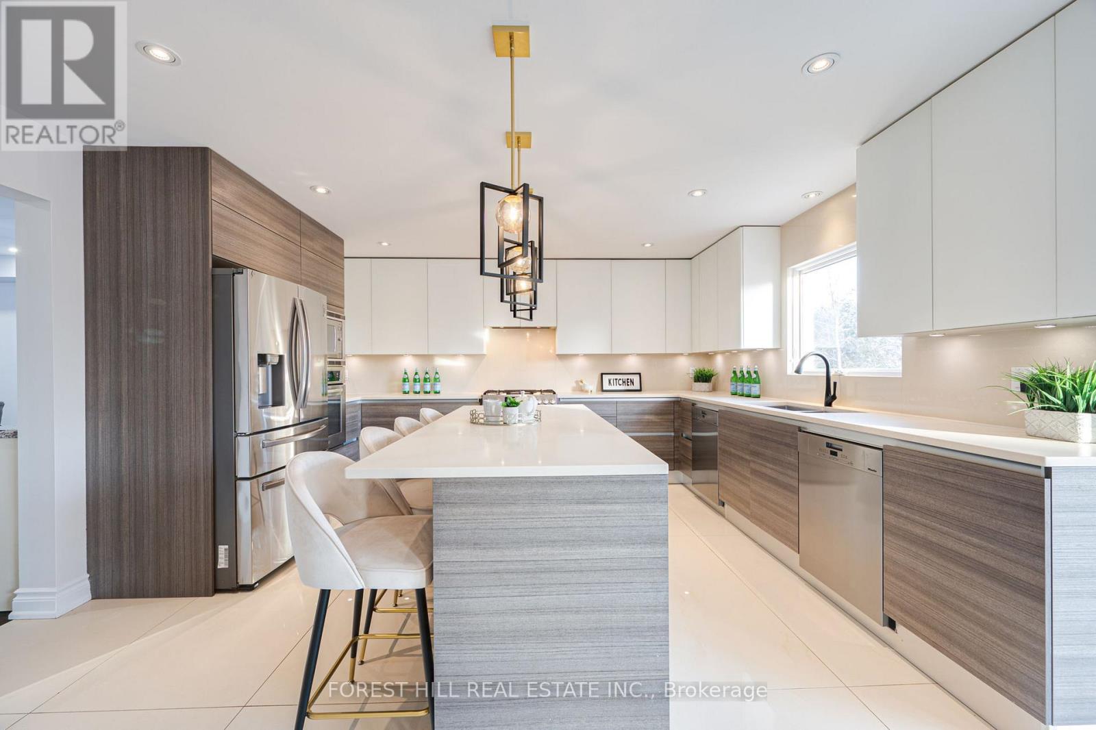 211 Franklin Avenue, Vaughan, Ontario  L4J 7L4 - Photo 11 - N12803308