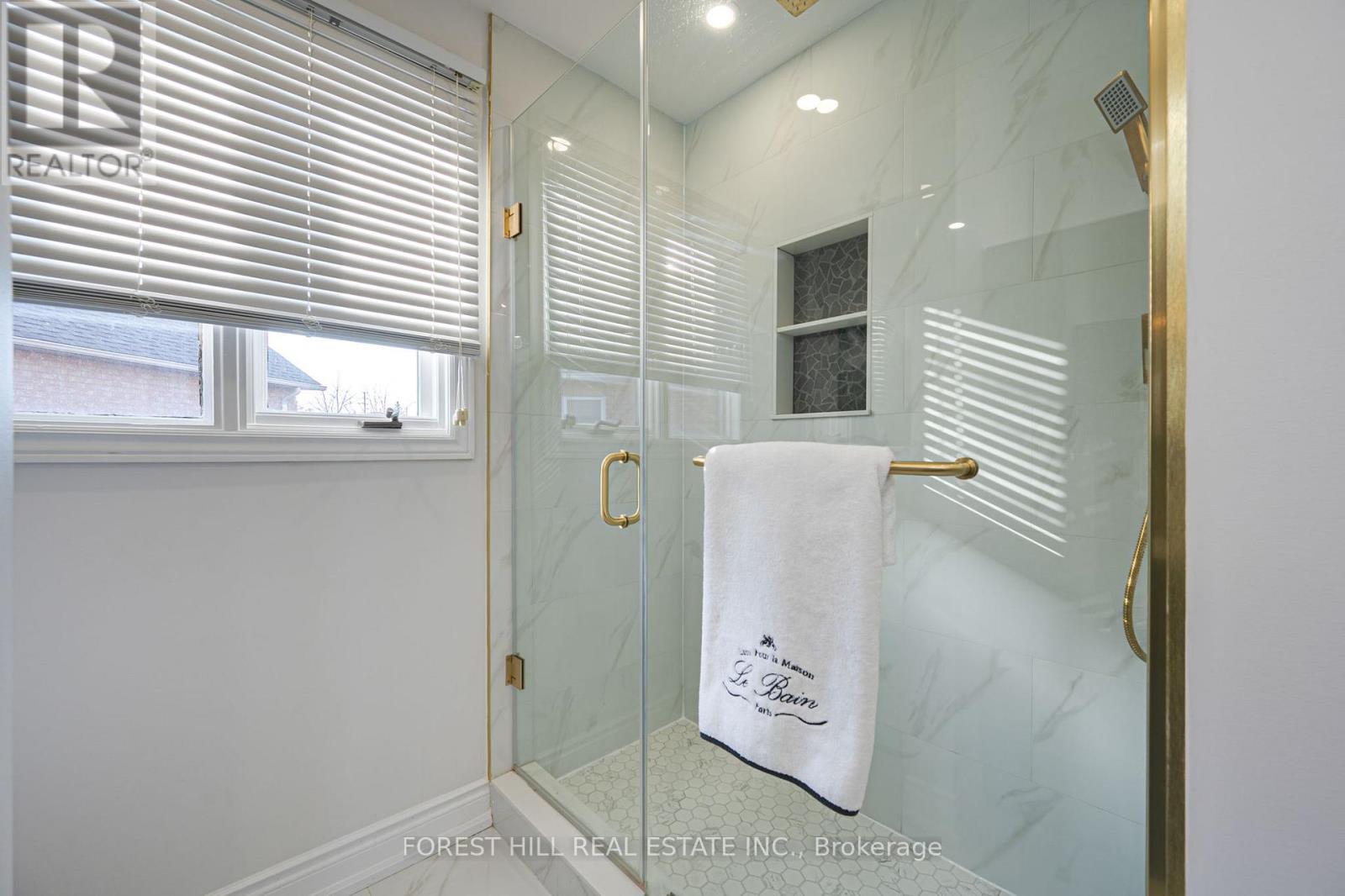 211 Franklin Avenue, Vaughan, Ontario  L4J 7L4 - Photo 39 - N12803308