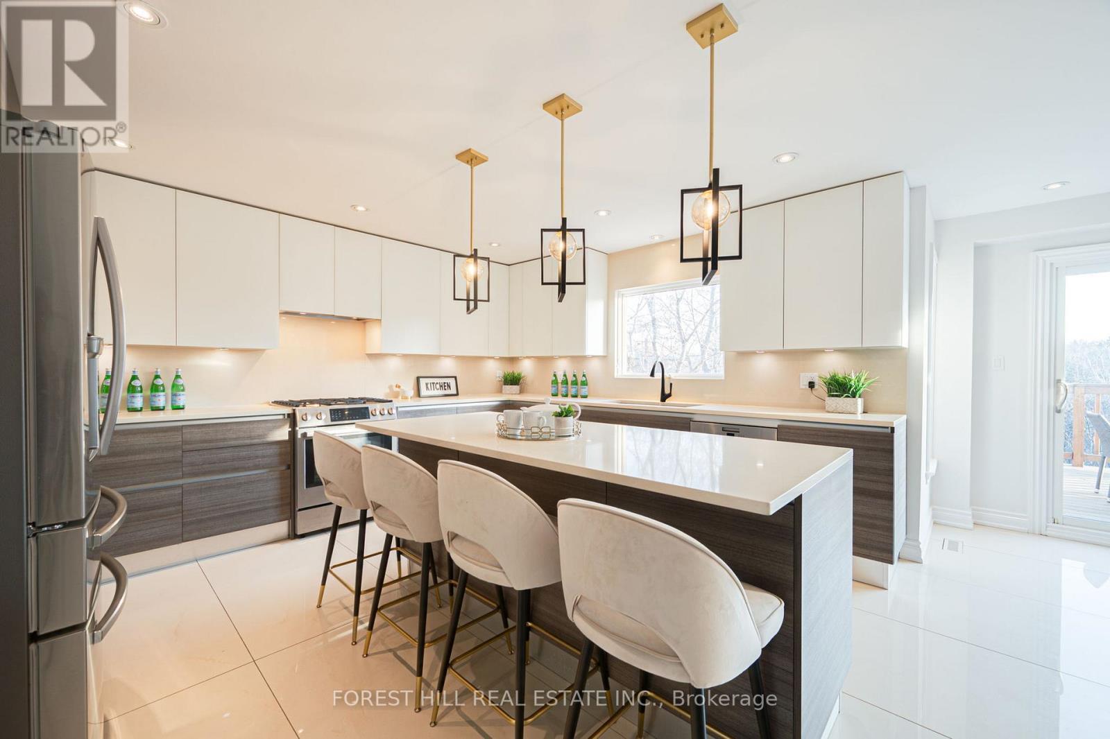 211 Franklin Avenue, Vaughan, Ontario  L4J 7L4 - Photo 7 - N12803308