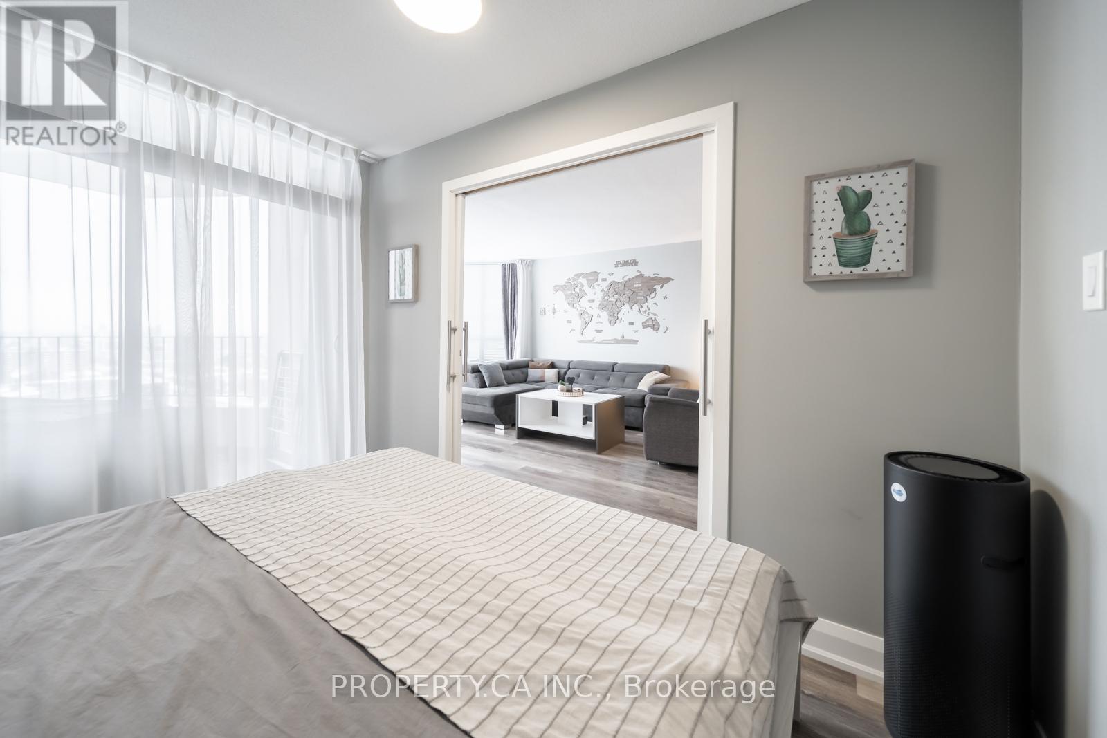 2201 - 1333 Bloor Street, Mississauga, Ontario  L4Y 3T6 - Photo 16 - W12803170