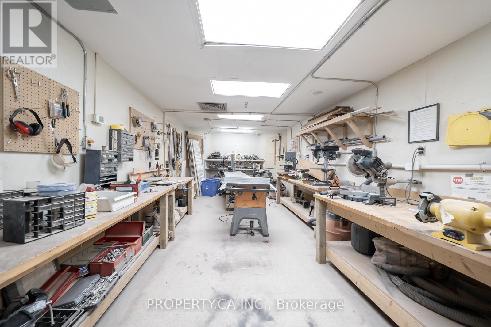 2201 - 1333 Bloor Street, Mississauga, Ontario  L4Y 3T6 - Photo 44 - W12803170