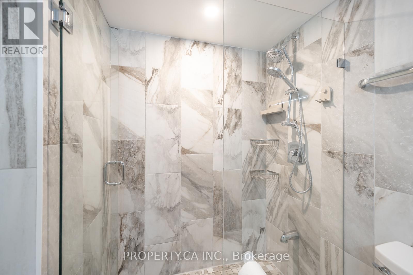 2201 - 1333 Bloor Street, Mississauga, Ontario  L4Y 3T6 - Photo 9 - W12803170