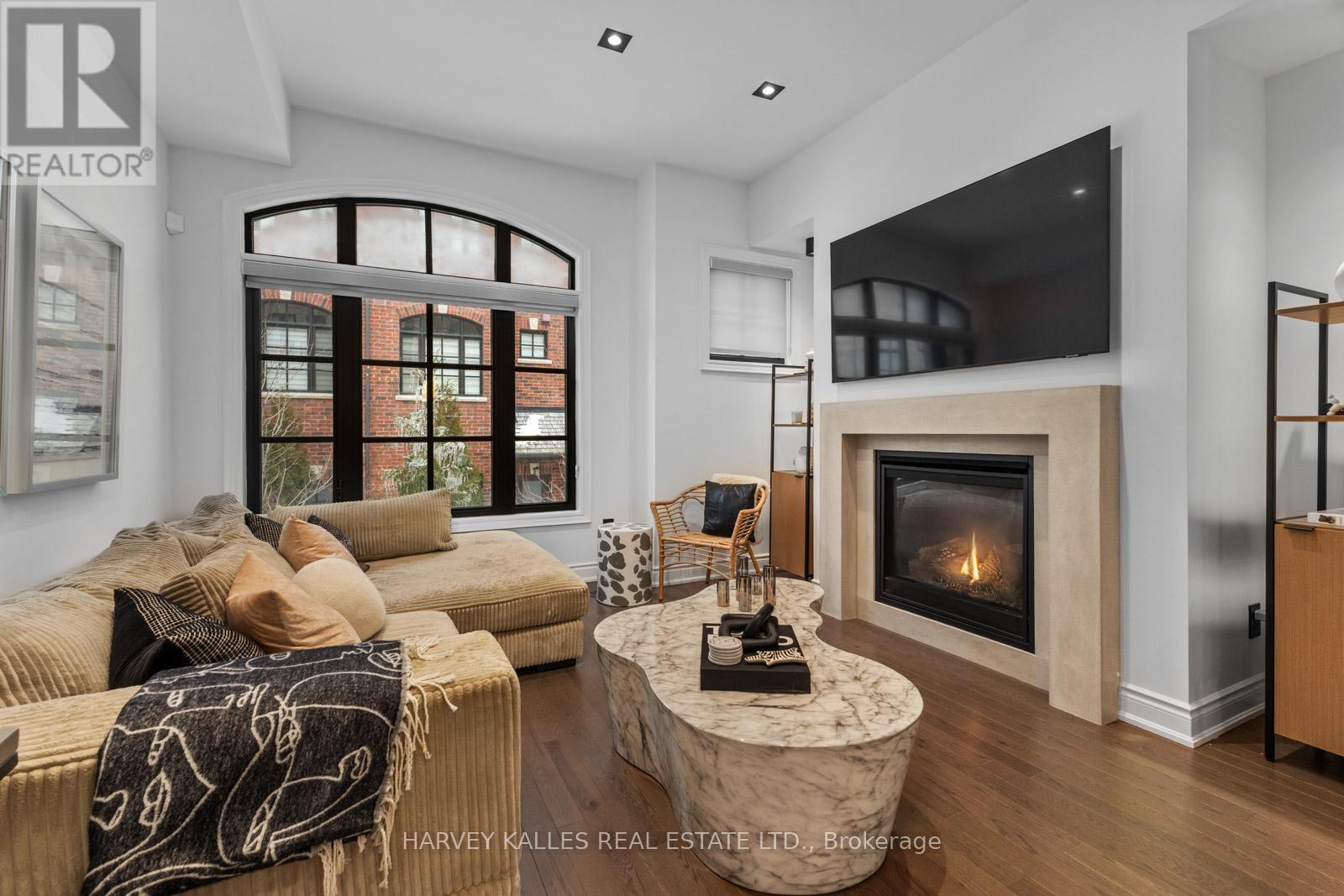 20 - 80 Daisy Avenue, Toronto, Ontario  M8W 0B7 - Photo 4 - W12803182