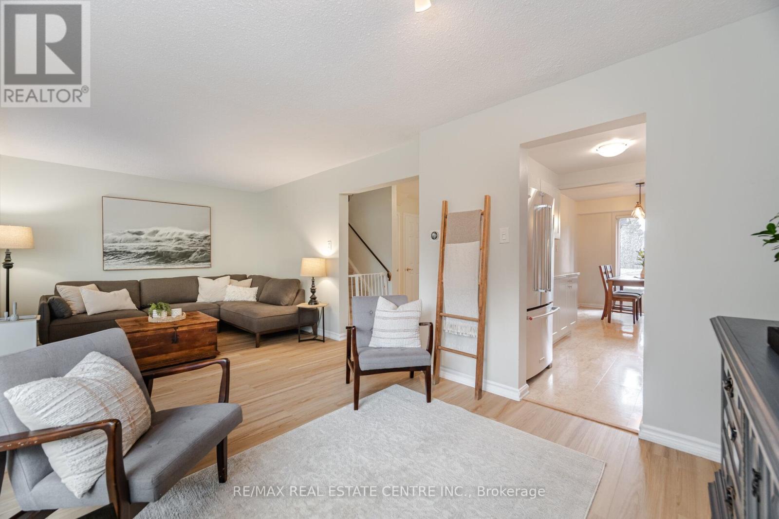 3017 Glace Bay Road, Mississauga, Ontario  L5N 2J9 - Photo 8 - W12803222