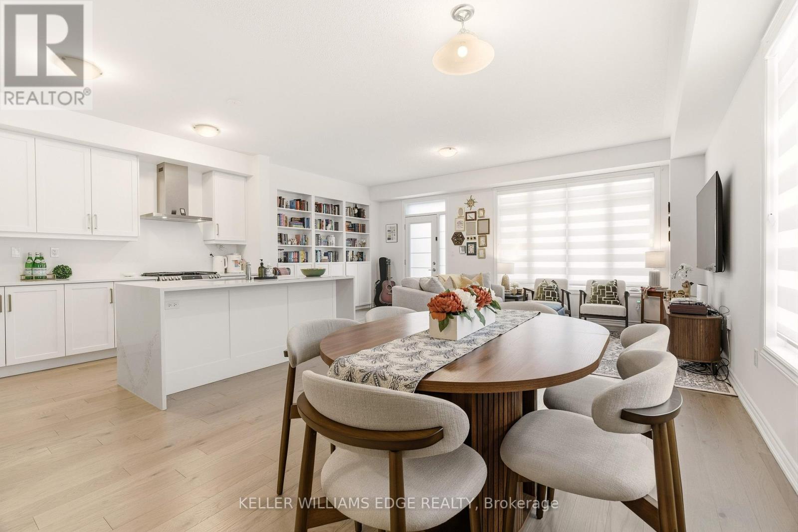 1471 Watercress Way, Milton, Ontario  L9T 2X5 - Photo 4 - W12803282