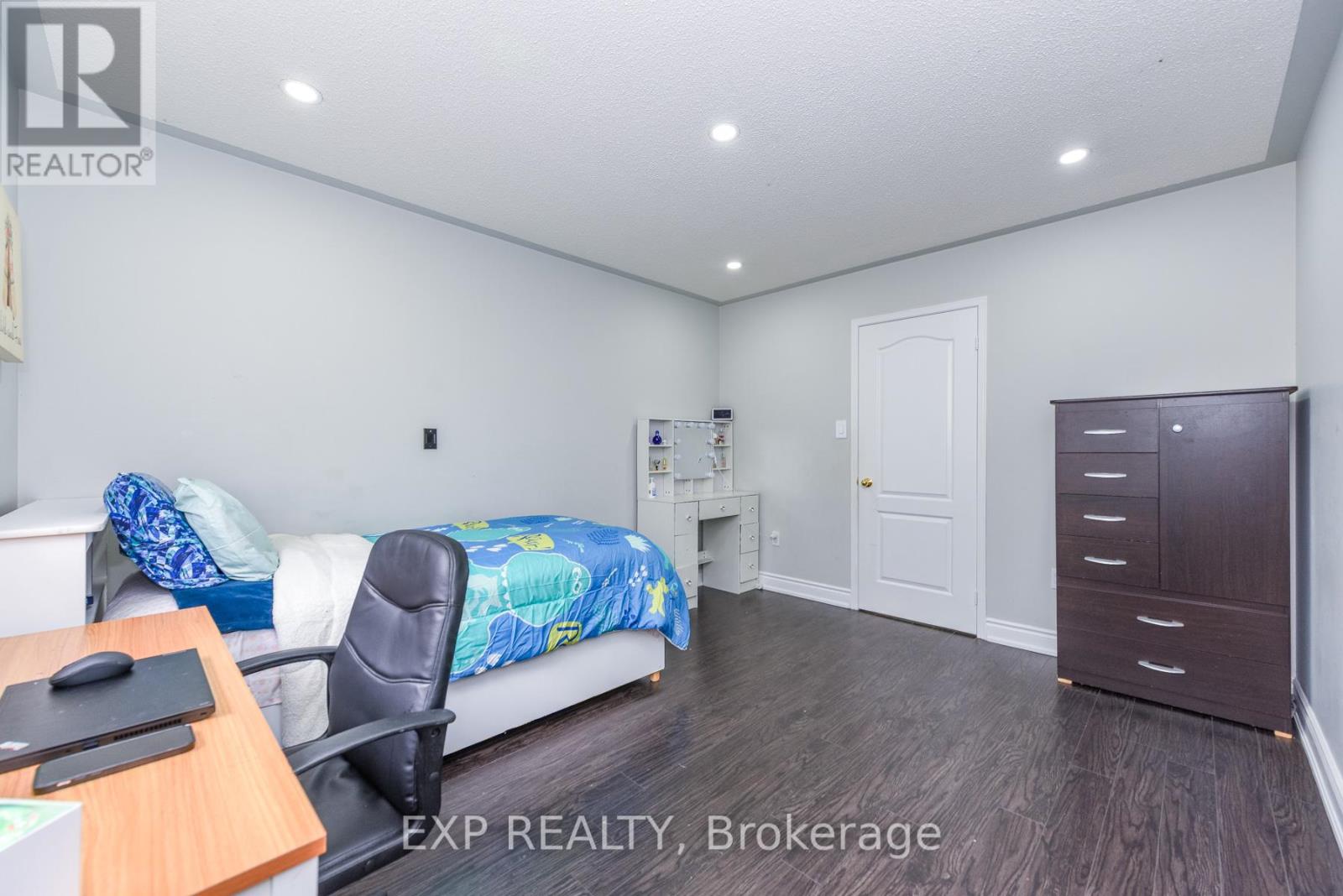 7 Chapparal Drive, Brampton, Ontario  L6R 3C5 - Photo 23 - W12803316