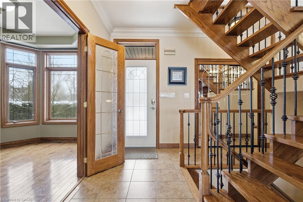 4 Lakeside Drive, Stoney Creek, Ontario  L8E 5C1 - Photo 4 - 40798027