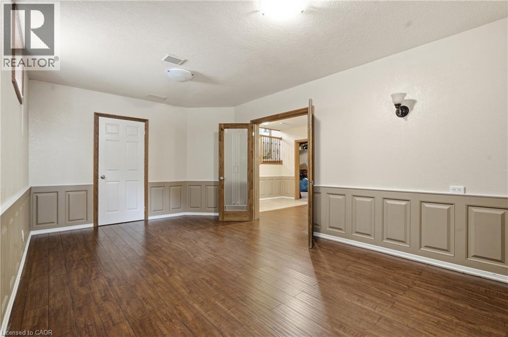 4 Lakeside Drive, Stoney Creek, Ontario  L8E 5C1 - Photo 34 - 40798027