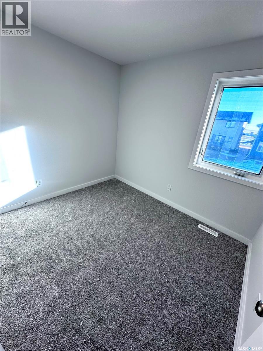 1121 Camden Gardens, White City, Saskatchewan  S4L 0G1 - Photo 10 - SK028873