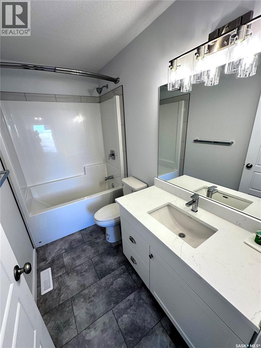 1121 Camden Gardens, White City, Saskatchewan  S4L 0G1 - Photo 11 - SK028873