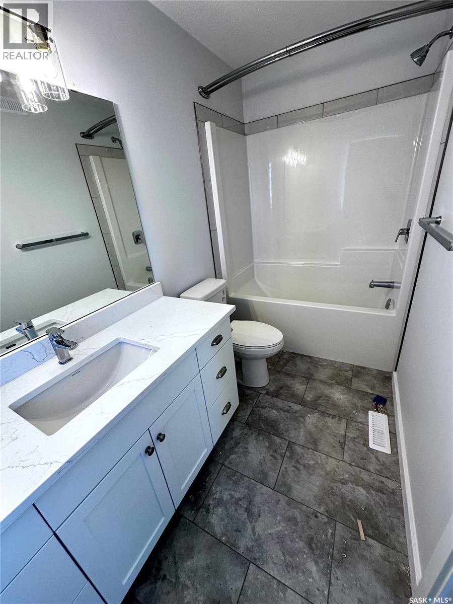 1121 Camden Gardens, White City, Saskatchewan  S4L 0G1 - Photo 7 - SK028873