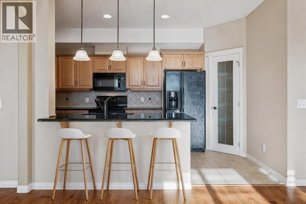 417, 15 Everstone Drive Sw, Calgary, Alberta  T2Y 5B5 - Photo 6 - A2284482