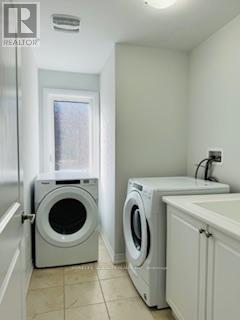 518 Thompson Street, Woodstock (Woodstock - North), Ontario  N4T 0L5 - Photo 27 - X12803242