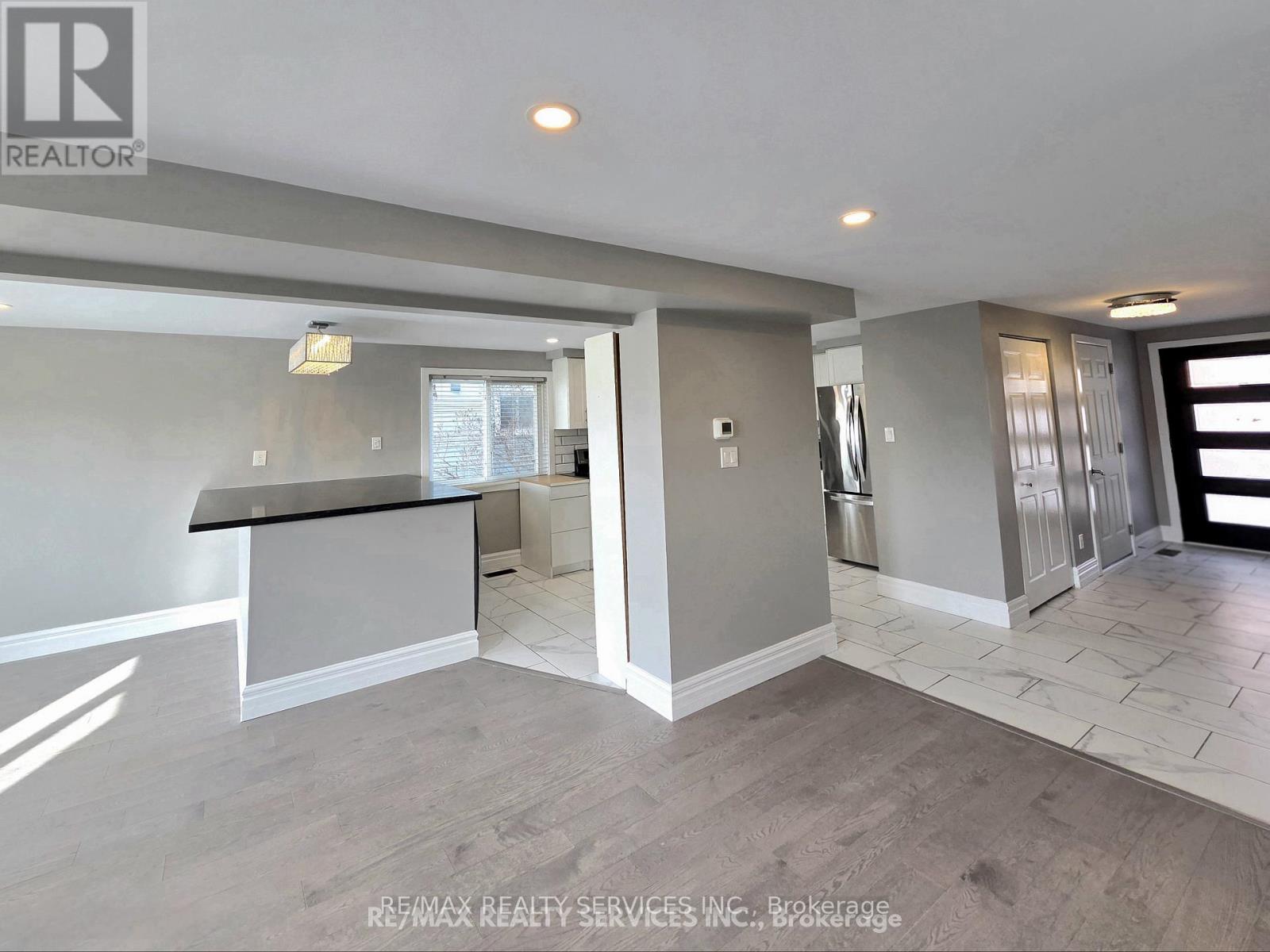 662 Elgin Street N, Cambridge, Ontario  N1R 7W5 - Photo 10 - X12803310