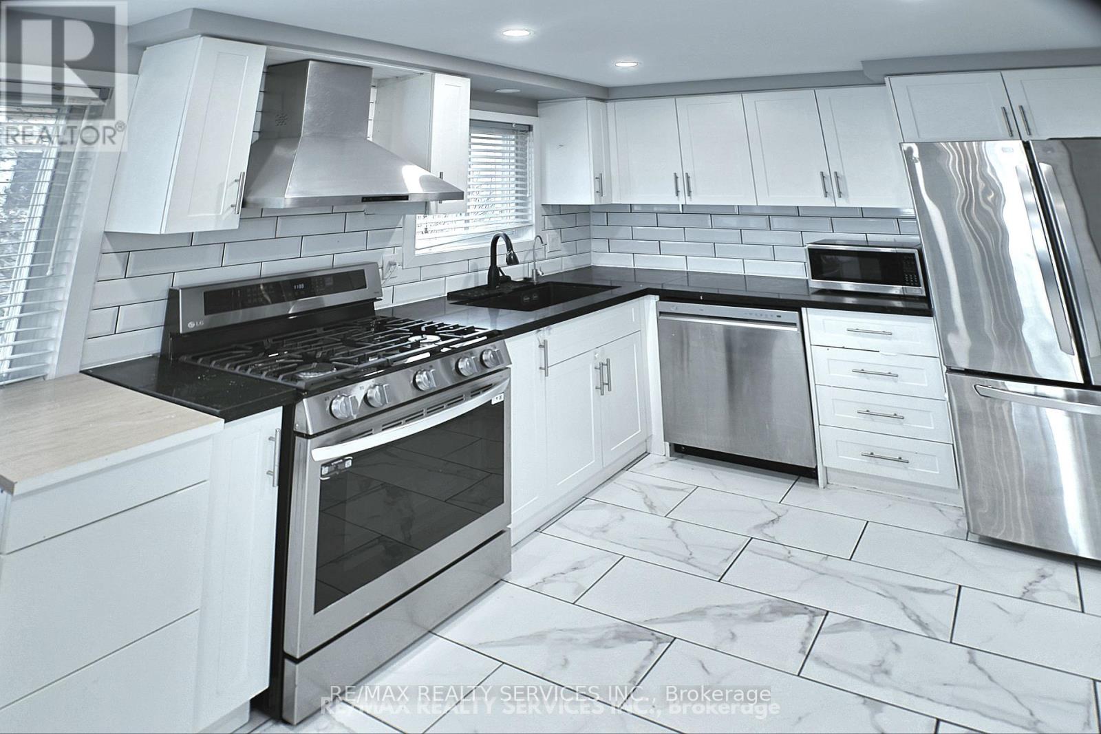 662 Elgin Street N, Cambridge, Ontario  N1R 7W5 - Photo 25 - X12803310