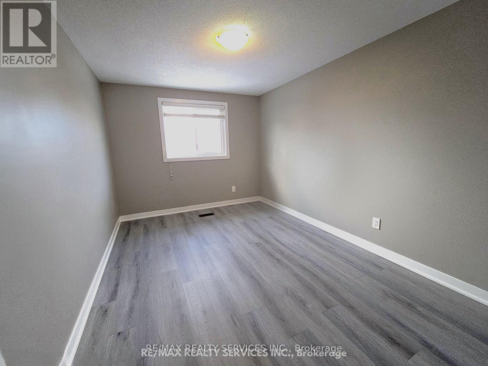 662 Elgin Street N, Cambridge, Ontario  N1R 7W5 - Photo 34 - X12803310